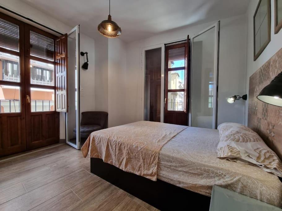 Exclusividad A Pie De La Torre De La Catedral Apartment Granada Ngoại thất bức ảnh