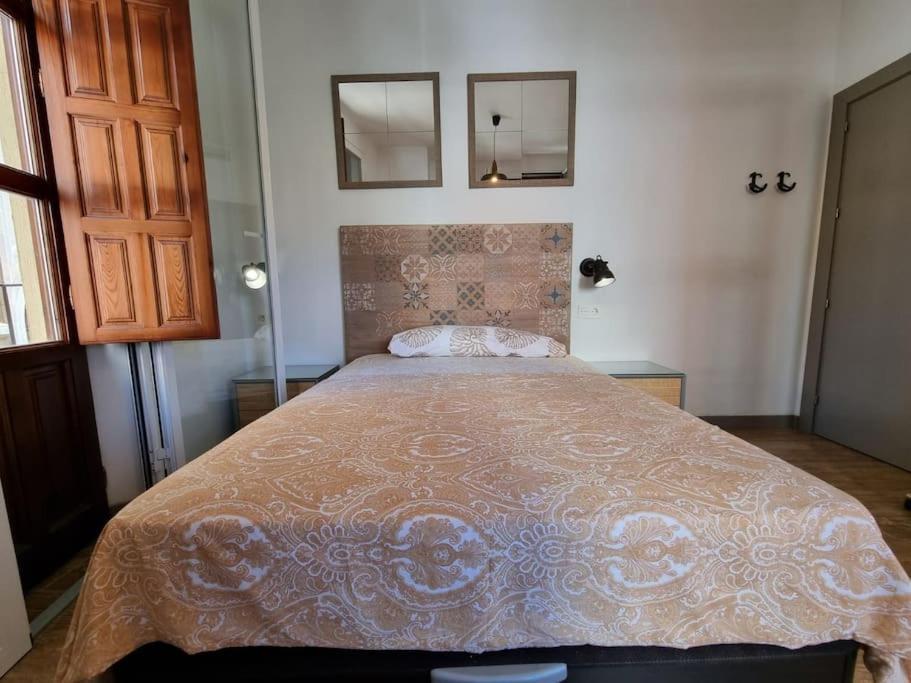 Exclusividad A Pie De La Torre De La Catedral Apartment Granada Ngoại thất bức ảnh